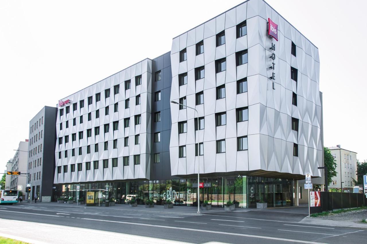 Ibis Center